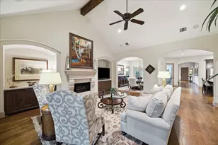 15307 Oyster Creek Ln, Sugar Land, TX 77478 - Photo 10