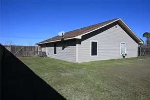 1220 Fairground Ln, Angleton, TX 77515 - Photo 28