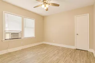 6113 Ave Q 1/2, Galveston, TX 77551 - Photo 18
