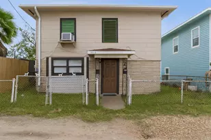 6113 Ave Q 1/2, Galveston, TX 77551 - Photo 24