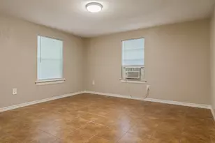 6113 Ave Q 1/2, Galveston, TX 77551 - Photo 8