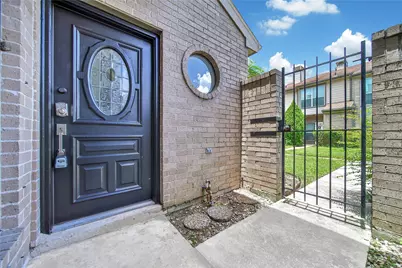 712 Country Place Drive #D, Houston, TX 77079 - Photo 1