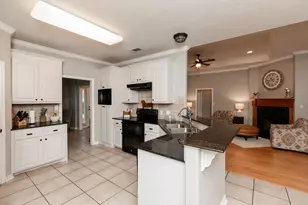 295 Sarah Ln, Lumberton, TX 77657 - Photo 18