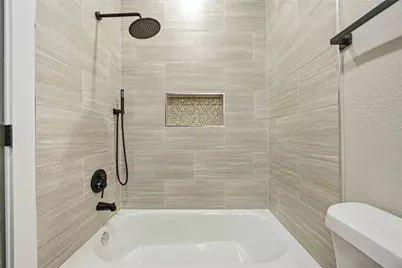 110 Frawley Street #A/B, Houston, TX 77009 - Photo 20