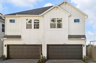 3913 Willowbend Point, Houston, TX 77025 - Photo 2