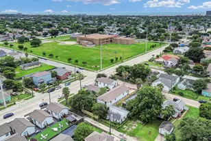 5306 Ave M 1/2, Galveston, TX 77551 - Photo 30
