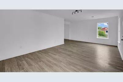5306 Avenue M 1/2, Galveston, TX 77551 - Photo 10