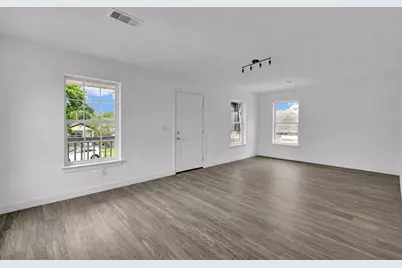 5306 Avenue M 1/2, Galveston, TX 77551 - Photo 26