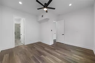 955 Elkhart St, Houston, TX 77091 - Photo 10