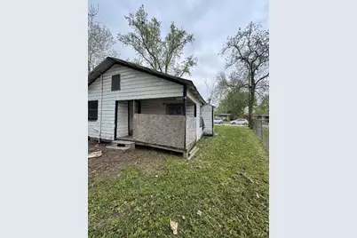 916 Lamar Street, Cleveland, TX 77327 - Photo 6