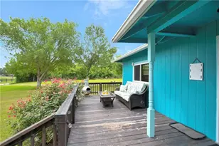 4342 Brown College Ln, Washington, TX 77880 - Photo 4
