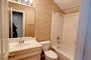 1526 Nevada St, Houston, TX 77006 - Photo 34