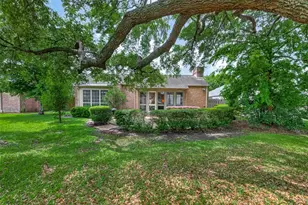 6 Charleston Street S, Sugar Land, TX 77478 - Photo 26
