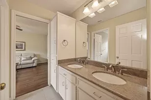 6 Charleston Street S, Sugar Land, TX 77478 - Photo 20