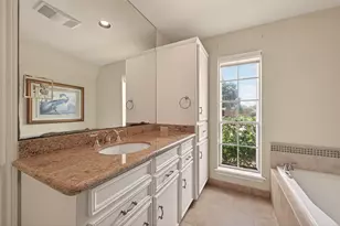 6 Charleston Street S, Sugar Land, TX 77478 - Photo 16