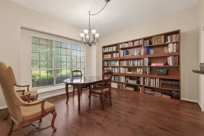 6 Charleston Street S, Sugar Land, TX 77478 - Photo 10