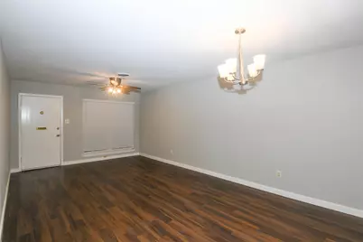 2675 Gessner Road #103, Houston, TX 77080 - Photo 2