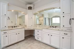 3213 McCulloch Cir, Houston, TX 77056 - Photo 18