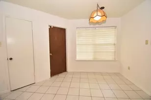 15926 Pfeiffer Dr, Houston, TX 77082 - Photo 2
