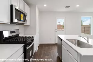 12926 Ami and Tami Pl, Houston, TX 77048 - Photo 2