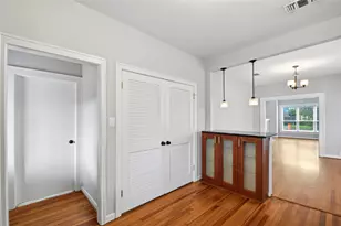 1746 Colquitt St, Houston, TX 77098 - Photo 10