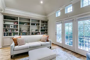 5742 Kiam St, Houston, TX 77007 - Photo 10