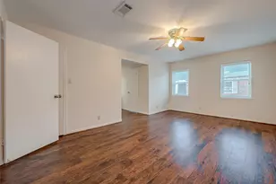2047 Winrock Blvd, Houston, TX 77057 - Photo 28