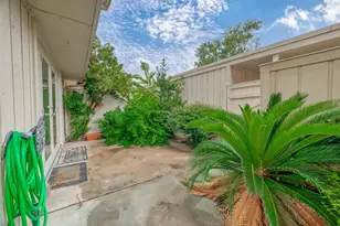 2047 Winrock Blvd, Houston, TX 77057 - Photo 48