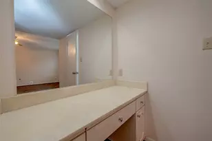 2047 Winrock Blvd, Houston, TX 77057 - Photo 30