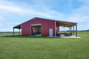 1055 Cr 214, Weimar, TX 78962 - Photo 34