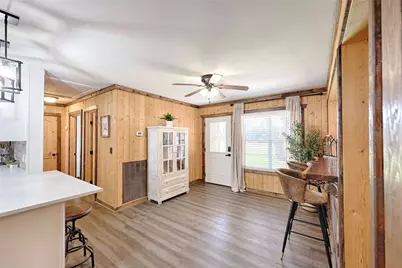 1055 Cr 214, Weimar, TX 78962 - Photo 18