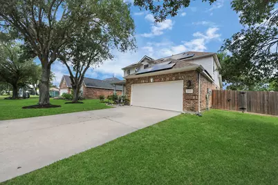 13114 Oak Ledge Dr, Houston, TX 77065 - Photo 2