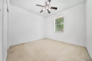 11 Griffin Hill Ct, Spring, TX 77382 - Photo 18