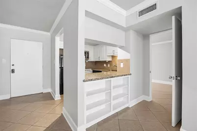 5353 Institute Lane #8, Houston, TX 77005 - Photo 4