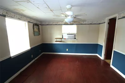 107 Admiral Lane, Freeport, TX 77541 - Photo 22