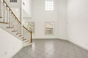 10535 Emnora Ln, Houston, TX 77043 - Photo 4