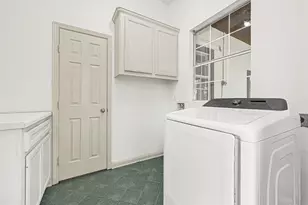 10535 Emnora Ln, Houston, TX 77043 - Photo 20