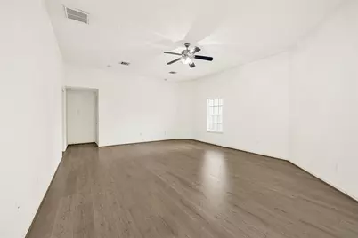 10535 Emnora Lane, Houston, TX 77043 - Photo 22