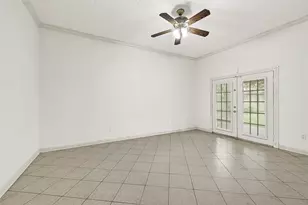 10535 Emnora Ln, Houston, TX 77043 - Photo 6