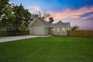 3708 Ave S Street W, Santa Fe, TX 77510 - Photo 2