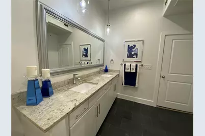 1901 Post Oak Boulevard #3503, Houston, TX 77056 - Photo 32