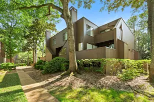 282 Litchfield Ln, Houston, TX 77024 - Photo 2