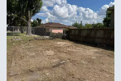 6810 Bleker Street, Houston, TX 77016 - Photo 36