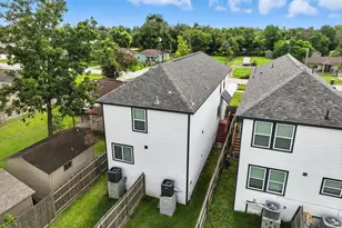 4112 Majestic St, Houston, TX 77026 - Photo 36