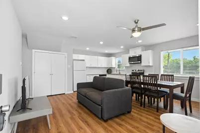 4112 Majestic Street #AB, Houston, TX 77026 - Photo 14