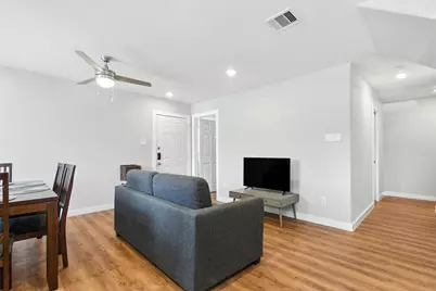 4112 Majestic Street #AB, Houston, TX 77026 - Photo 18