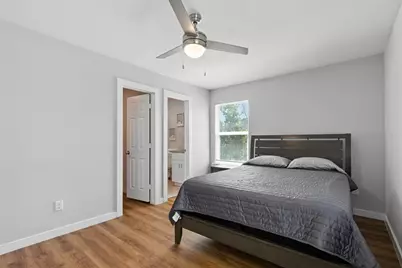 4112 Majestic Street #AB, Houston, TX 77026 - Photo 6