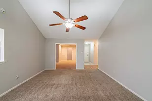 4302 Tylergate Dr, Spring, TX 77373 - Photo 4