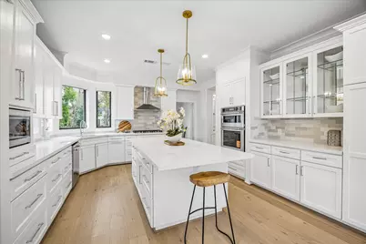 4614 Spruce Street, Bellaire, TX 77401 - Photo 14