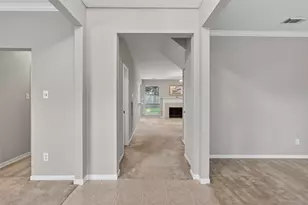 15819 Cutten Rd, Houston, TX 77070 - Photo 18